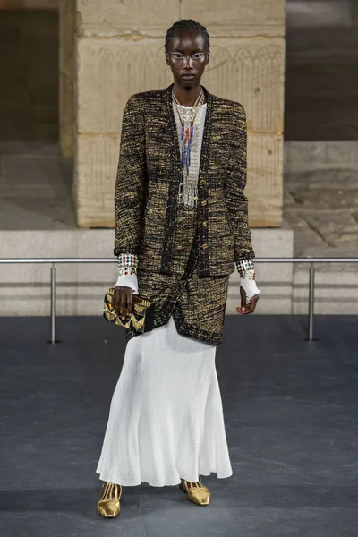 Look 6